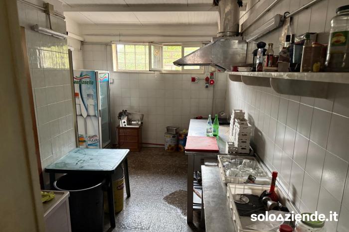 Vendita Ristoranti VENDESI BRACERIA PIZZERIA ZONA LITORANEA  a Leporano (TA)